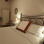 2 Bedroom Apartment Old Town Centre