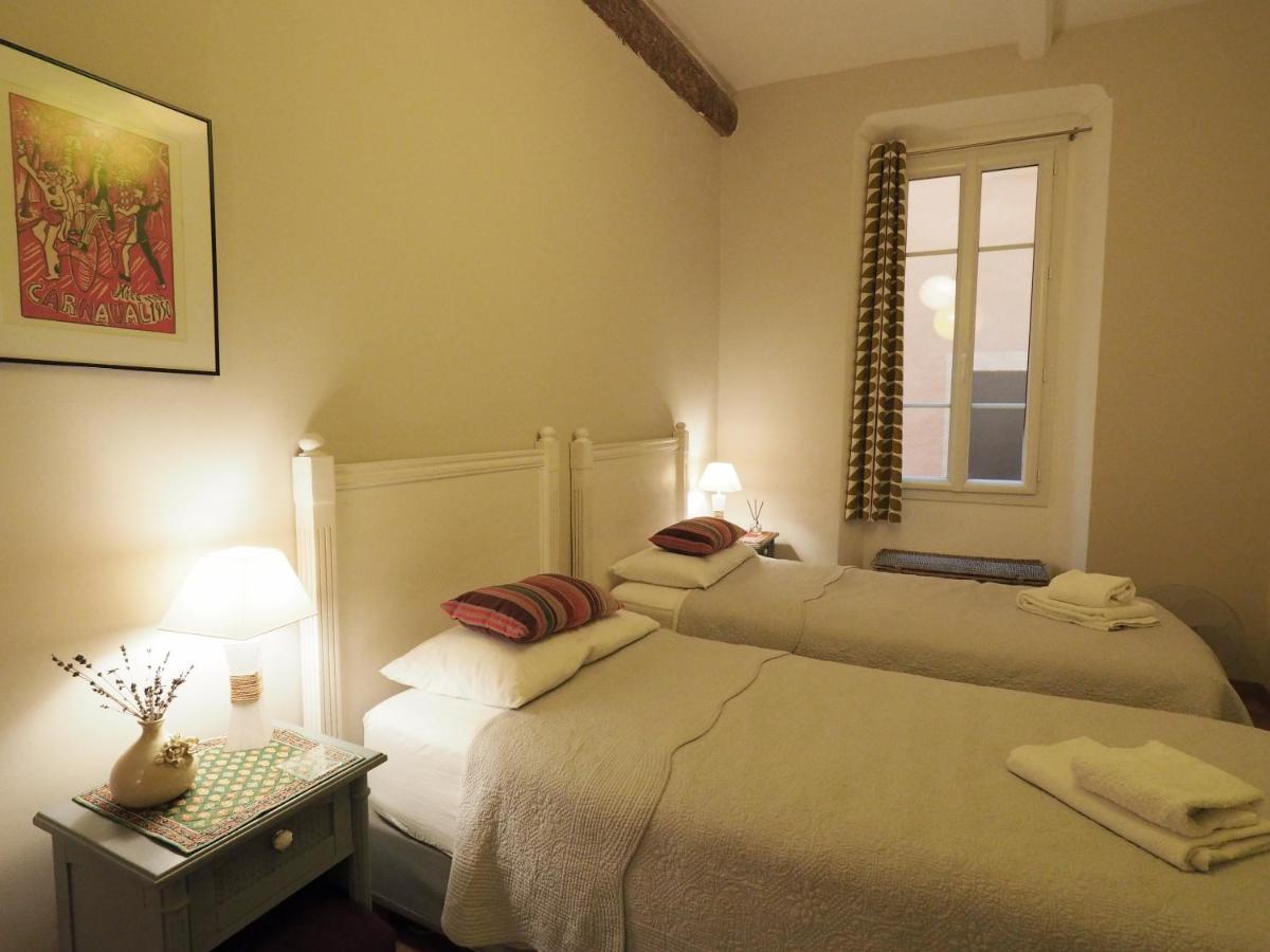 2 Bedroom Old Town Centre Leilighet